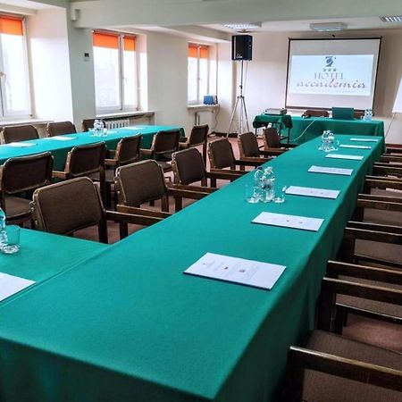 Hotel Accademia Ostrowiec Świętokrzyski Eksteriør bilde