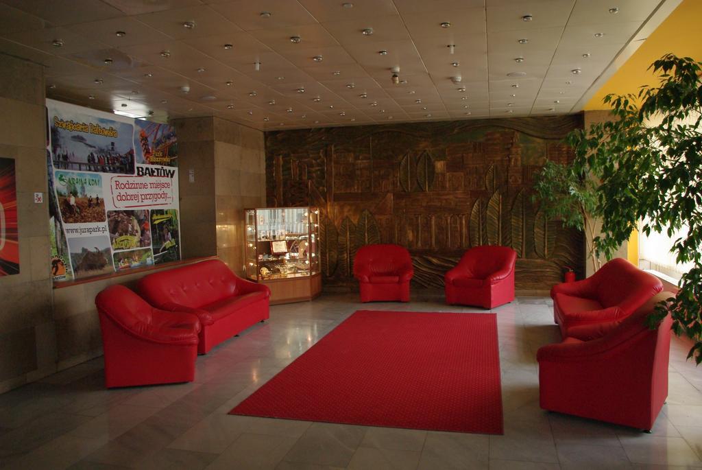 Hotel Accademia Ostrowiec Świętokrzyski Eksteriør bilde