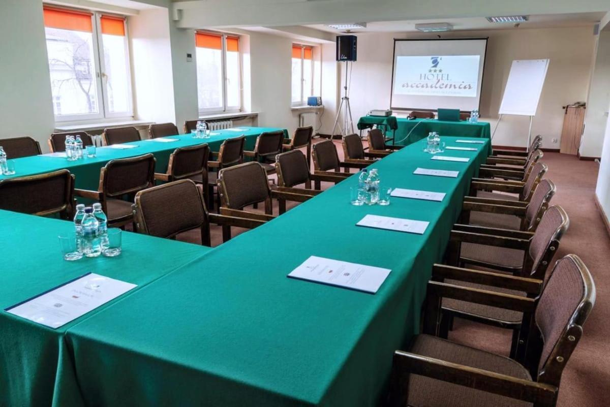 Hotel Accademia Ostrowiec Świętokrzyski Eksteriør bilde
